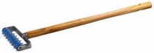 Валик игольчатый STAYER для гипсокартона в сборе, металлические иглы, ручка 500мм, 32х150мм в Кирове
